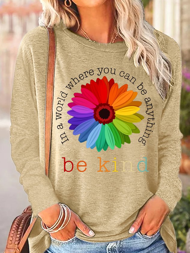 Womens Daisy In A World Where You Can Be Anything Be Kind Vintage Top